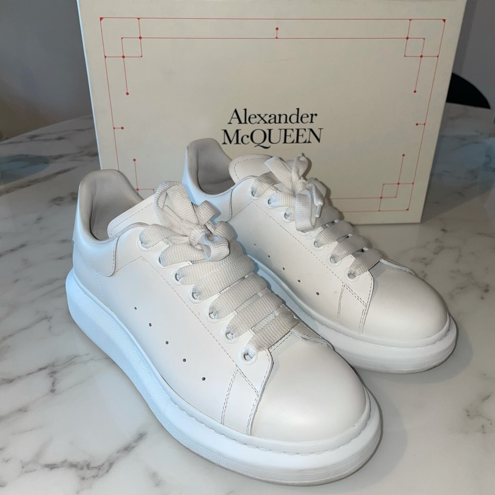 ALEXANDER MCQUEEN SNEAKERS - SIZE 41